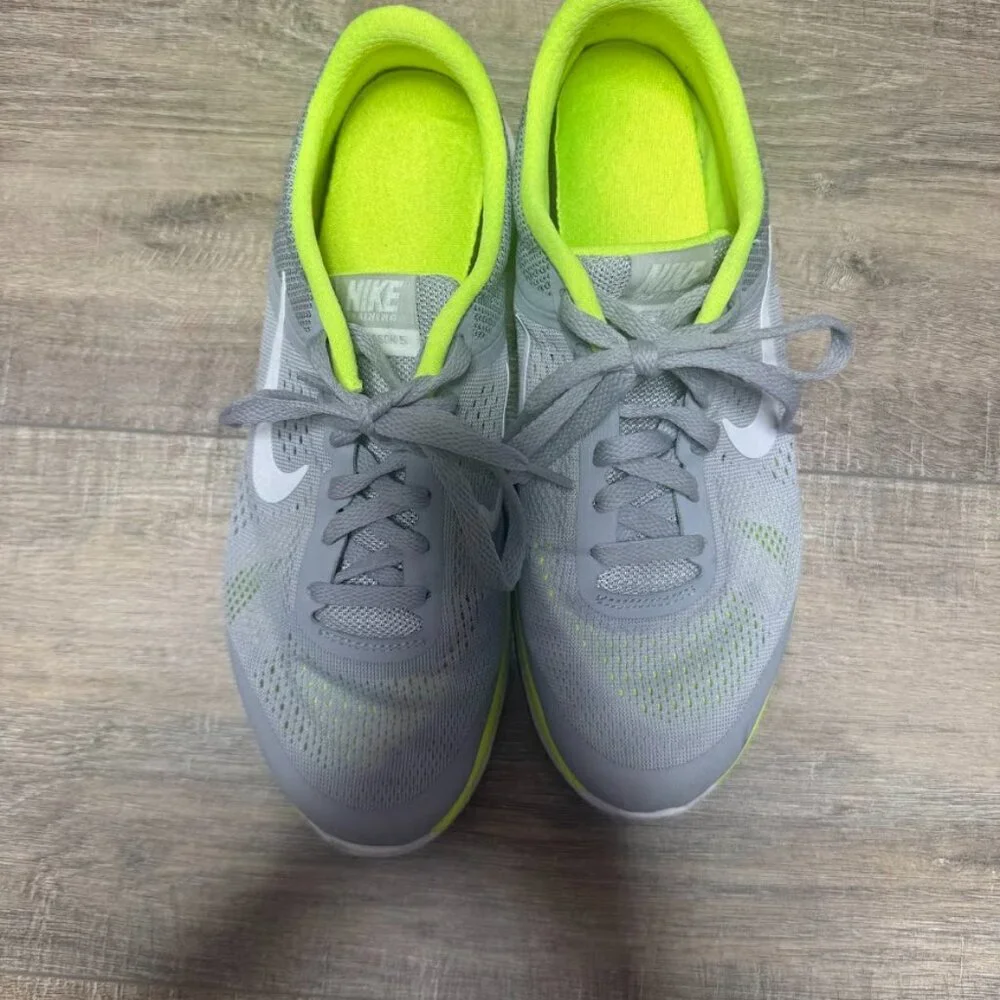 Nike In-Season Gray Athletic Shoes Women's Size 7.5